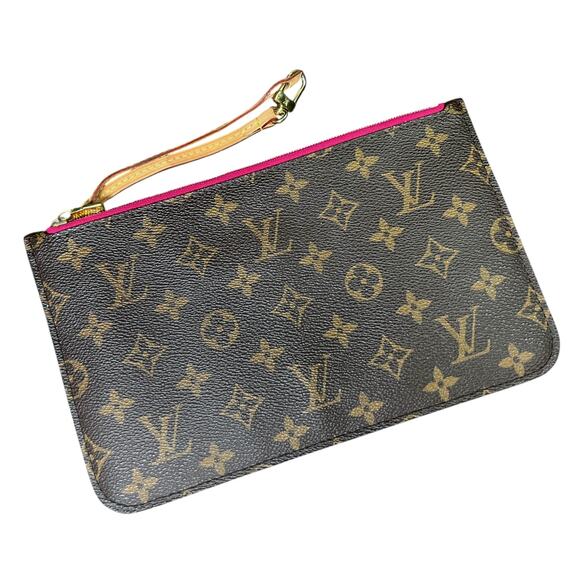 Louis Vuitton Monogram Wristlet Neverfull Pochette - $1550 Retail - Picture 7 of 9